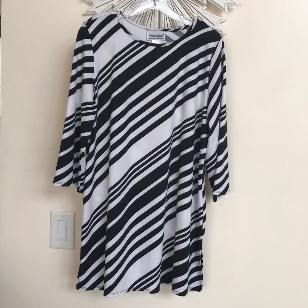 Anthony Richards Black White Striped 3/4 Tunic  XL